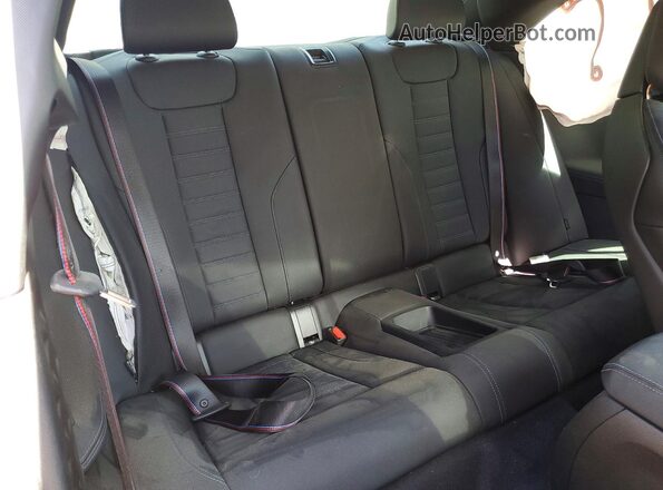 3MF13DM0XP8D66414 2023 BMW M2 Черный Вид задних сидений