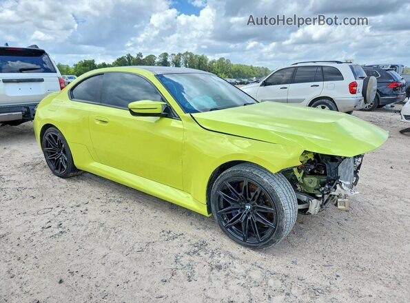3MF23DM03T8F98643 2026 BMW M2 Желтый Передняя правая четверть