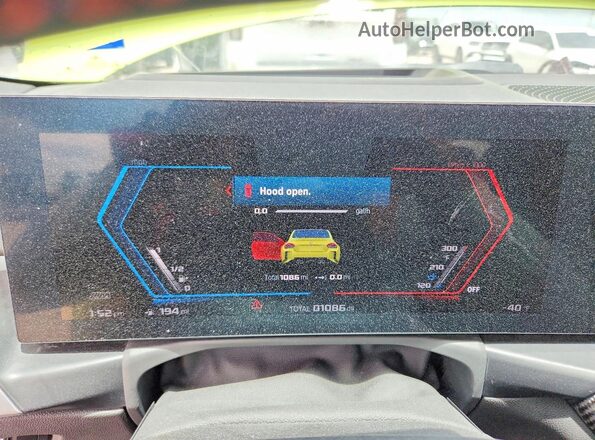 3MF23DM03T8F98643 2026 BMW M2 Желтый Вид щитка приборов
