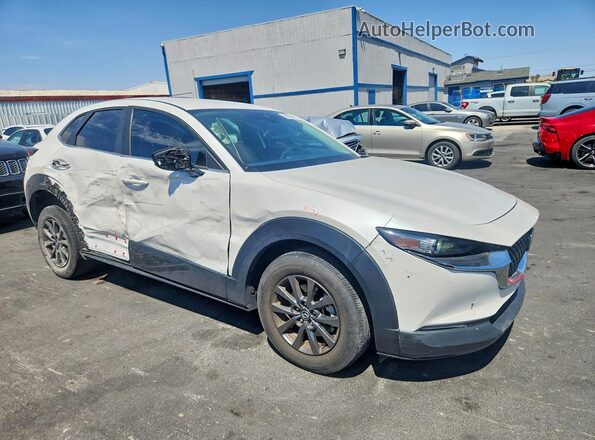 3MVDMAAL0MM226061 2021 MAZDA CX-30 White Передня права чверть