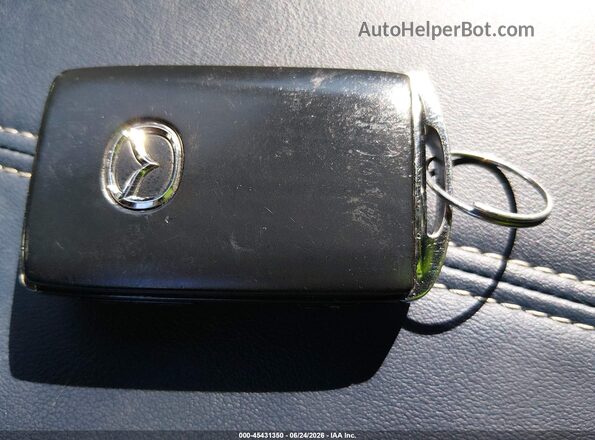 3MVDMABL1MM209722 2021 MAZDA CX-30 Silver Vista del salpicadero