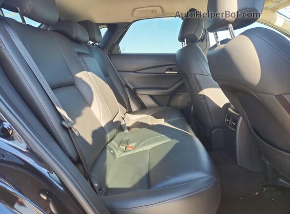 3MVDMABLXMM311360 2021 MAZDA CX-30 Черный Вид задней части салона