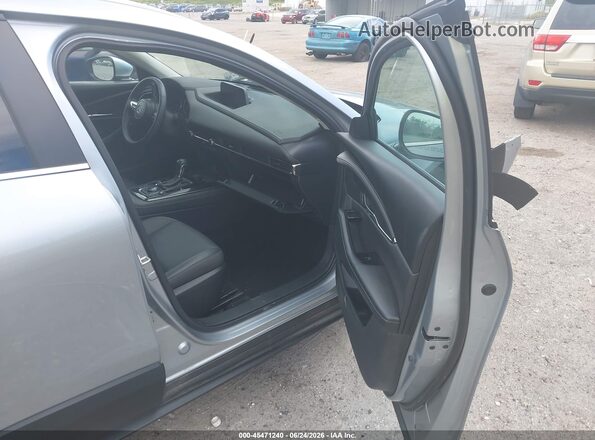 3MVDMACL3MM319041 2021 MAZDA CX-30 Silver Вид салону спереду