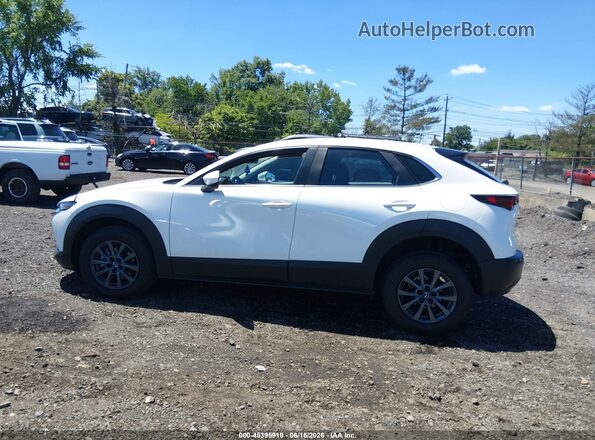 3MVDMBAM2RM669544 2024 MAZDA CX-30 White 360 interior view
