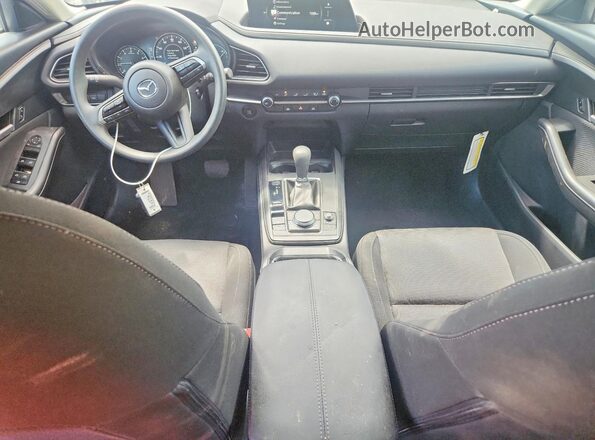3MVDMBAM4SM847623 2025 MAZDA CX-30 Синий Вид панели приборов