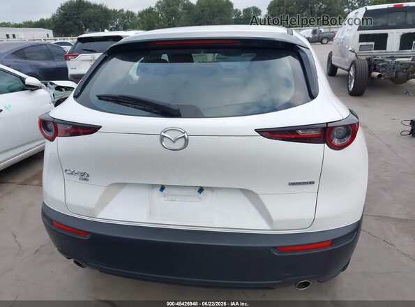 3MVDMBAM8PM552824 2023 MAZDA CX-30 Белый 