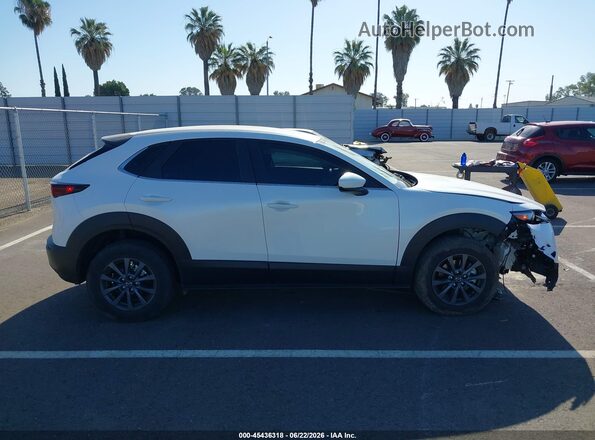 3MVDMBAM9RM669394 2024 MAZDA CX-30 White 