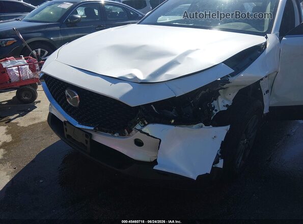 3MVDMBAMXSM819809 2025 MAZDA CX-30 White Вид спереду