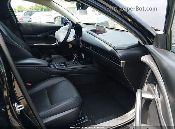 3MVDMBBL5NM452067 2022 MAZDA CX-30 Черный Вид салона спереди