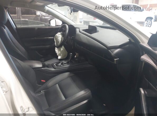 3MVDMBBL8NM409035 2022 MAZDA CX-30 Белый Вид салона спереди