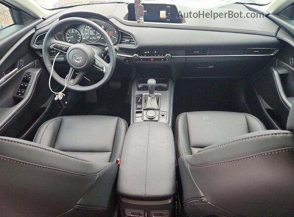 3MVDMBBLXTM111373 2026 MAZDA CX-30 Серебряный Вид панели приборов