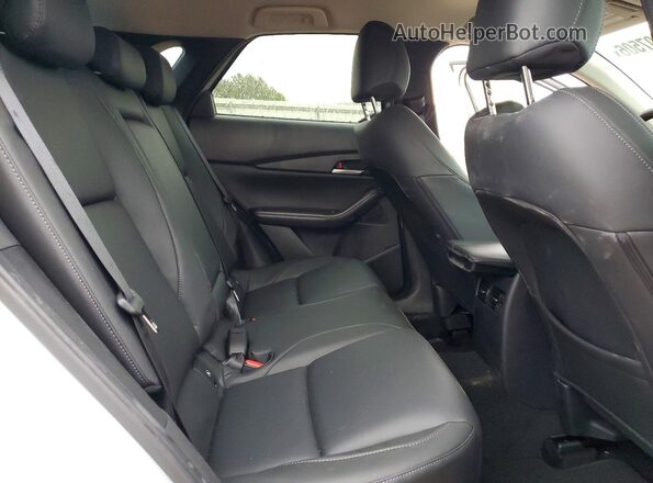 3MVDMBBM0SM805772 2025 MAZDA CX-30 White 