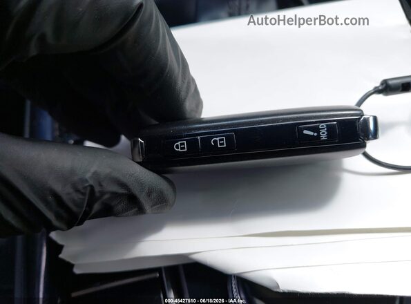 3MVDMBBM1RM657951 2024 MAZDA CX-30 Cream Առջևի վահանակի տեսք