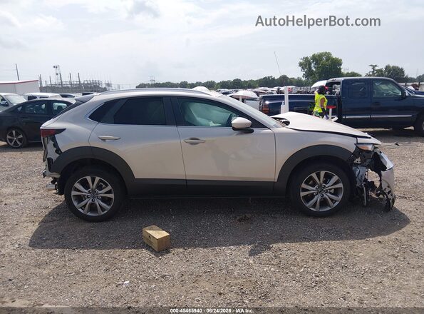 3MVDMBBM3PM527506 2023 MAZDA CX-30 Silver Rear interior view