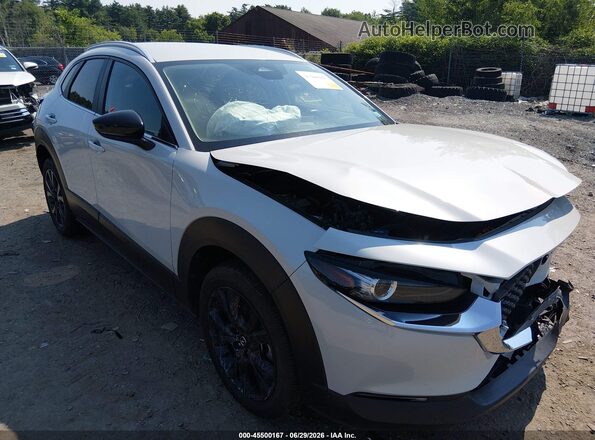 3MVDMBBM3RM660995 2024 MAZDA CX-30 White Вид спереду