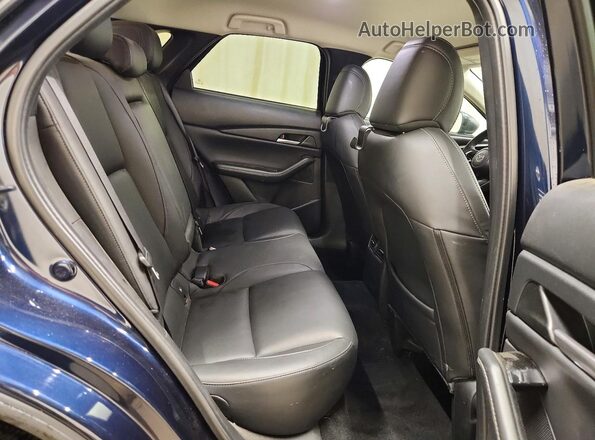 3MVDMBBM3SM759550 2025 MAZDA CX-30 Blue Rear interior view