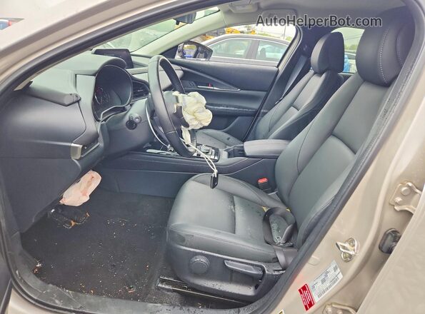 3MVDMBBM5RM677653 2024 MAZDA CX-30 Beige Սալոնի դիմացի տեսք