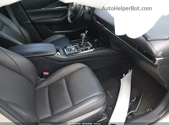 3MVDMBBM7RM696754 2024 MAZDA CX-30 Gray წინა სალონის ხედი