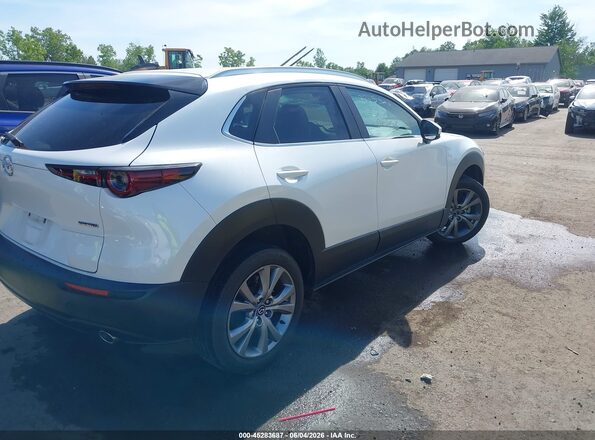3MVDMBBM8PM524035 2023 MAZDA CX-30 White 