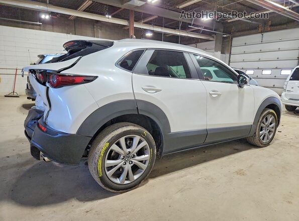 3MVDMBBM8PM560369 2023 MAZDA CX-30 White 