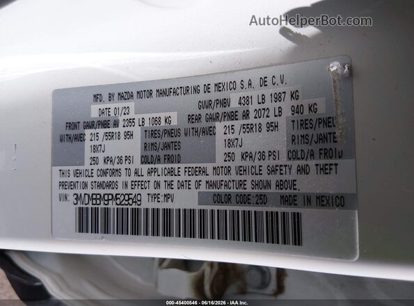 3MVDMBBM9PM529549 2023 MAZDA CX-30 White Vista del compartimento del motor