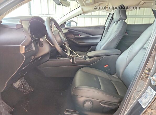 3MVDMBBMXSM785191 2025 MAZDA CX-30 Gray Front interior view
