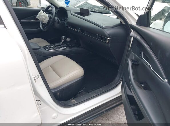3MVDMBCL8MM301317 2021 MAZDA CX-30 Белый Вид салона спереди