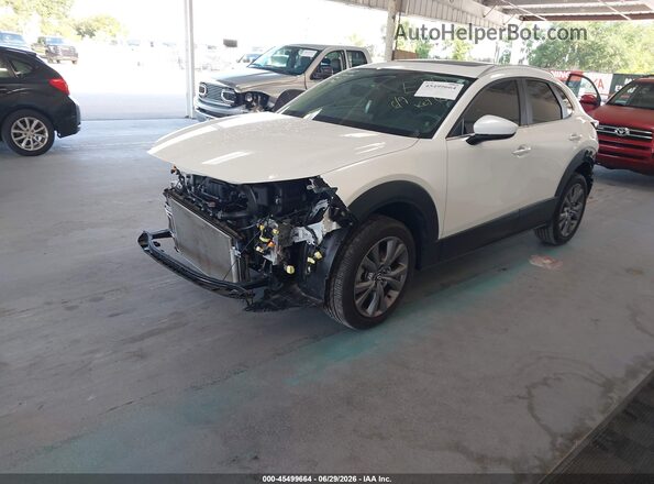 3MVDMBCM3RM720708 2024 MAZDA CX-30 White Vista tres cuartos delantera izquierda