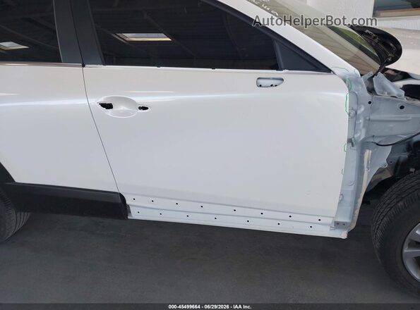3MVDMBCM3RM720708 2024 MAZDA CX-30 White 