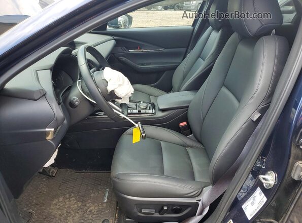 3MVDMBCM4PM564580 2023 MAZDA CX-30 Blue Widok wnętrza z przodu