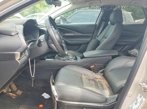 3MVDMBCM4PM586854 2023 MAZDA CX-30 Gray Front interior view