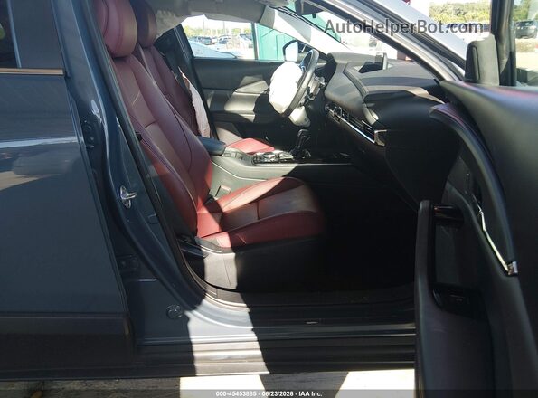 3MVDMBCM5PM575412 2023 MAZDA CX-30 Gray Widok wnętrza z przodu