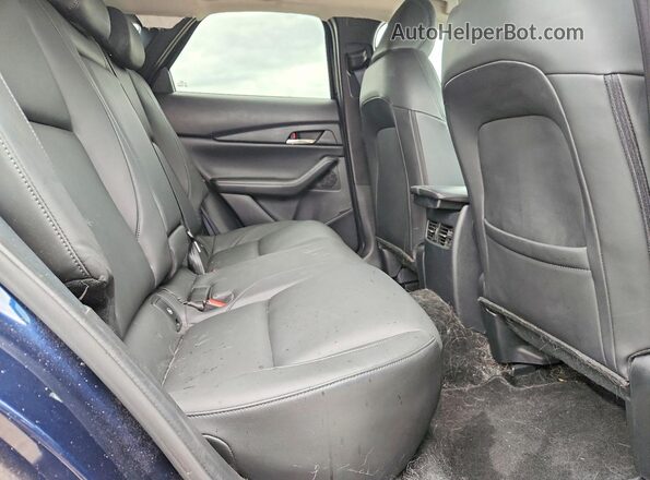 3MVDMBCM6PM523786 2023 MAZDA CX-30 Blue Rear interior view