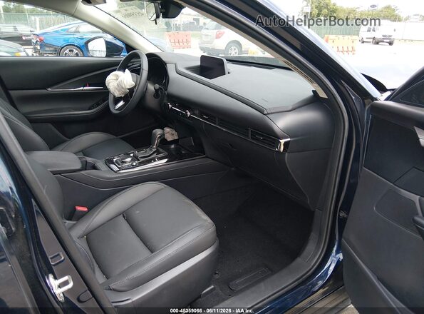3MVDMBCM7RM718024 2024 MAZDA CX-30 Blue Вид салону спереду