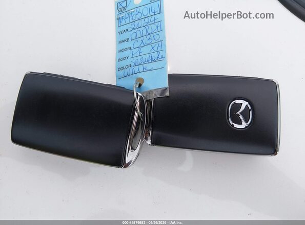3MVDMBCM9RM630141 2024 MAZDA CX-30 White Dashboard view
