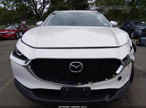 3MVDMBCM9RM630141 2024 MAZDA CX-30 White Instrument cluster view