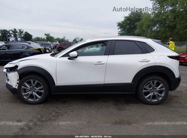 3MVDMBCM9RM630141 2024 MAZDA CX-30 White 360 interior view