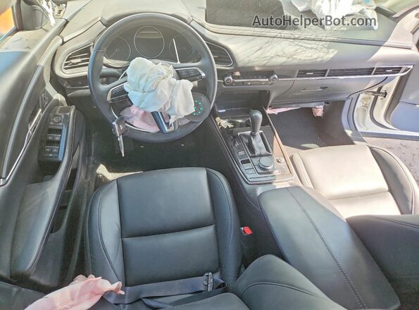 3MVDMBCM9SM786136 2025 MAZDA CX-30 White წინა პანელის ხედი