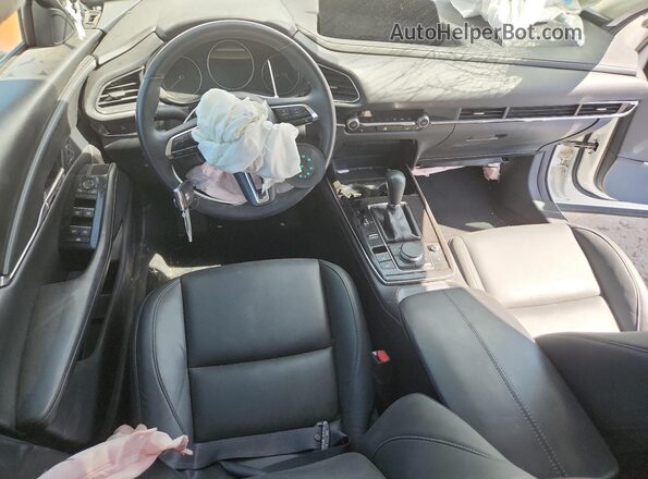3MVDMBCM9SM786136 2025 MAZDA CX-30 White 