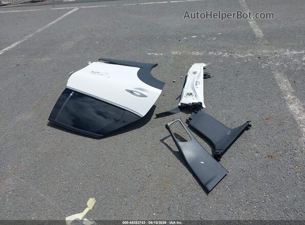 3MVDMBDL2NM414485 2022 MAZDA CX-30 White ხელსაწყოთა პანელის ხედი