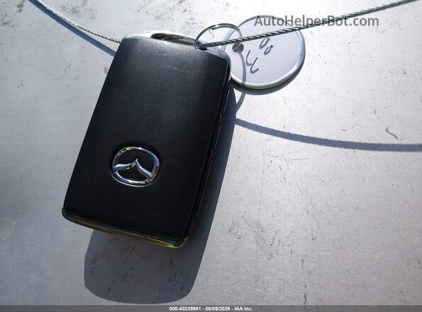 3MVDMBDL4TM128733 2026 MAZDA CX-30 Красный Вид панели приборов