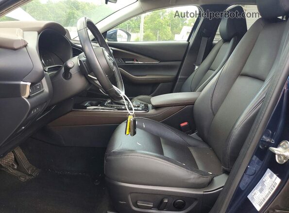 3MVDMBDL6NM443732 2022 MAZDA CX-30 Blue Front interior view