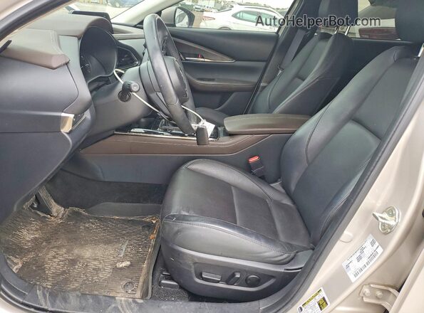3MVDMBDM4RM692481 2024 MAZDA CX-30 Tan Front interior view