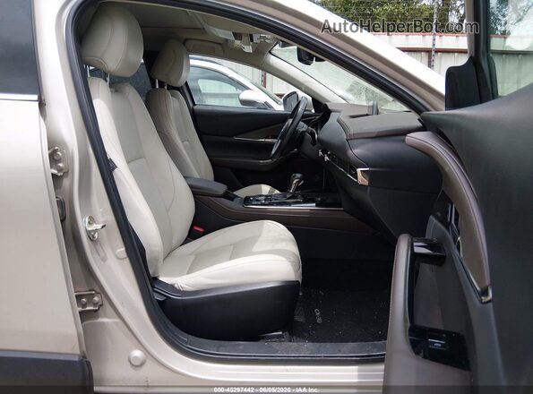 3MVDMBDM7PM580383 2023 MAZDA CX-30 Cream Widok wnętrza z przodu