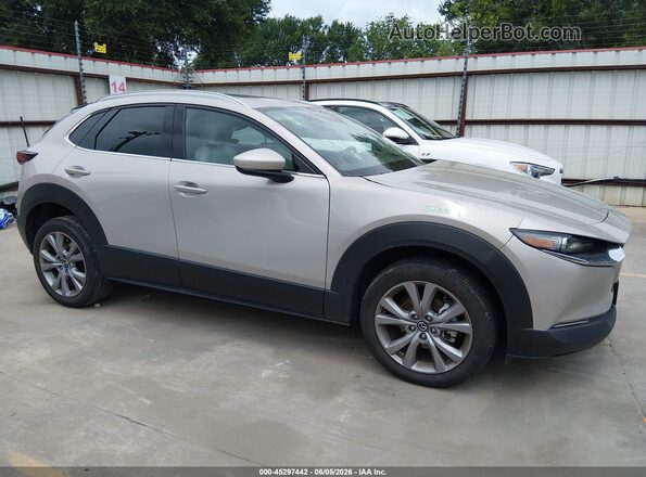 3MVDMBDM7PM580383 2023 MAZDA CX-30 Cream Widok wnętrza z tyłu