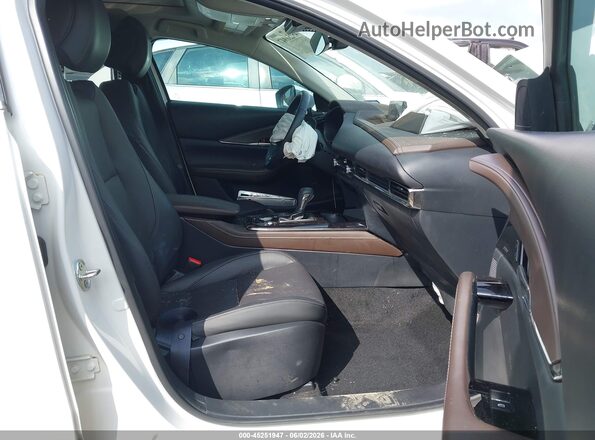 3MVDMBDM7SM805183 2025 MAZDA CX-30 White Սալոնի դիմացի տեսք