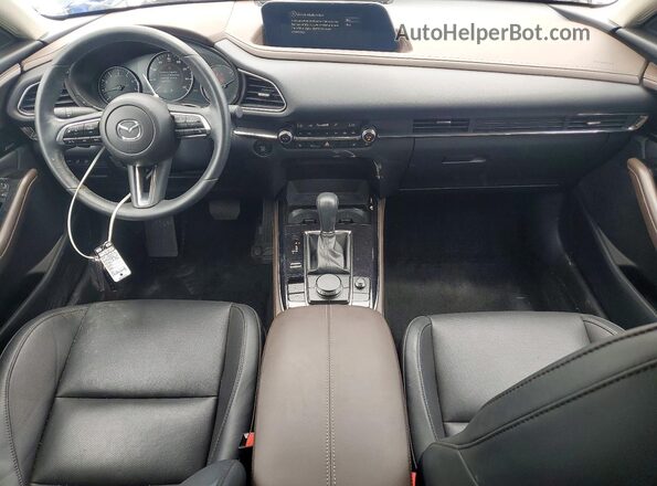 3MVDMBDM8RM665896 2024 MAZDA CX-30 Синий Вид панели приборов