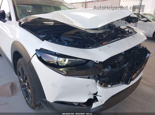 3MVDMBDY2SM809497 2025 MAZDA CX-30 White Vista frontal