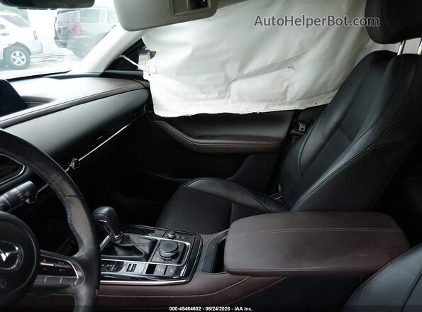 3MVDMBEM9LM131859 2020 MAZDA CX-30 Red Front interior view