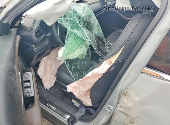 3MVDMBEY7SM781758 2025 MAZDA CX-30 Серый Вид панели приборов